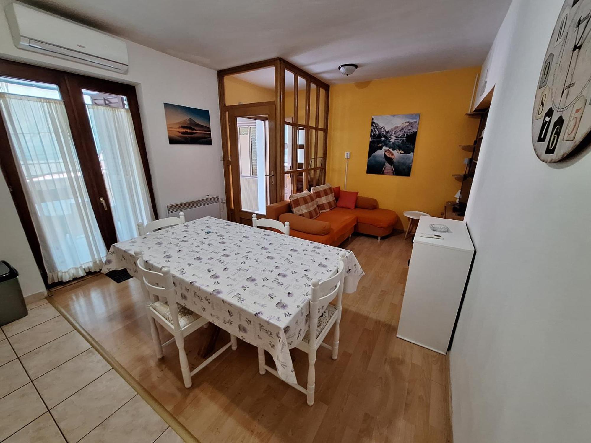 Eskinja Apartma Biograd Na Moru