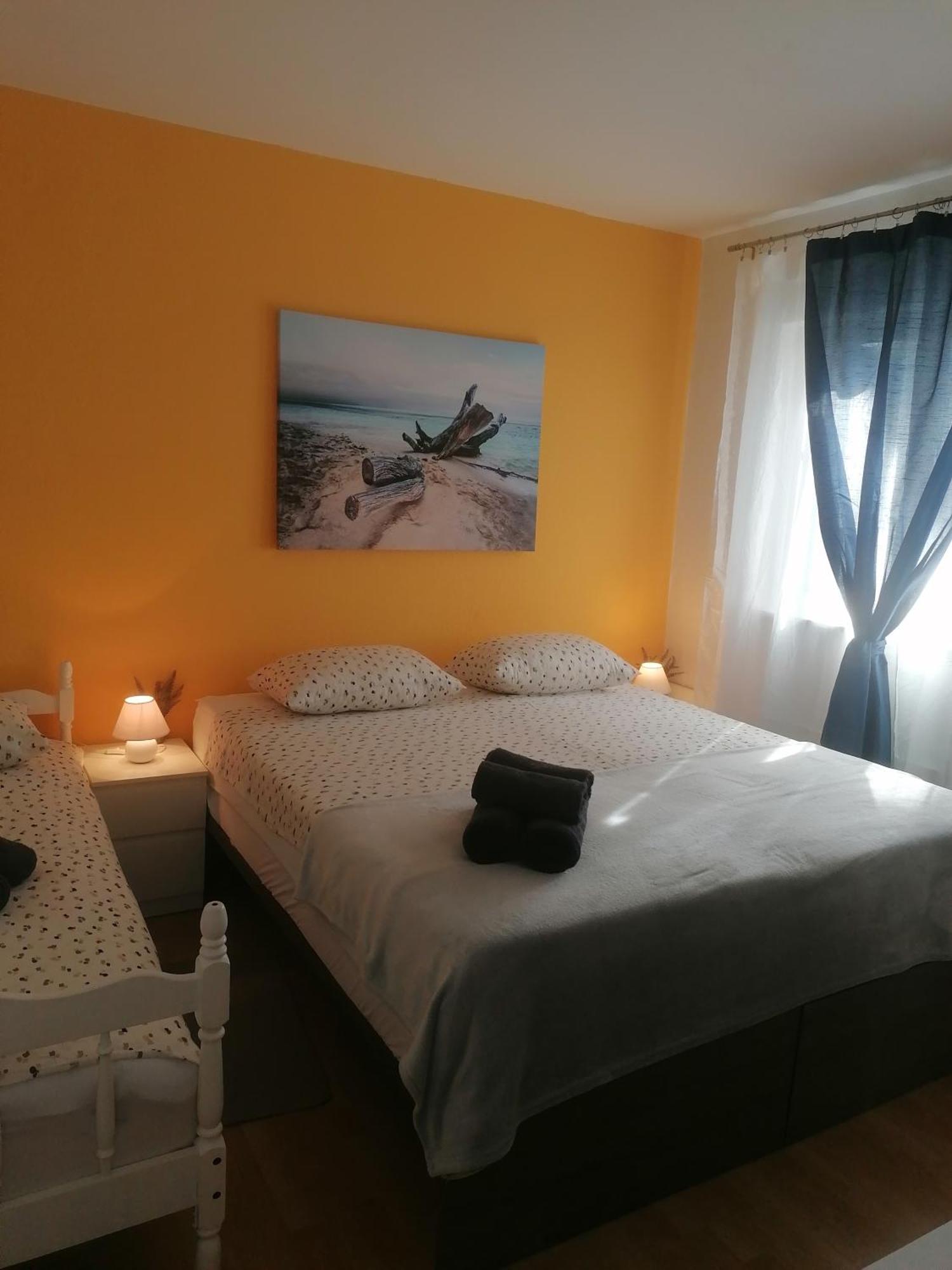 Apartment Eskinja *